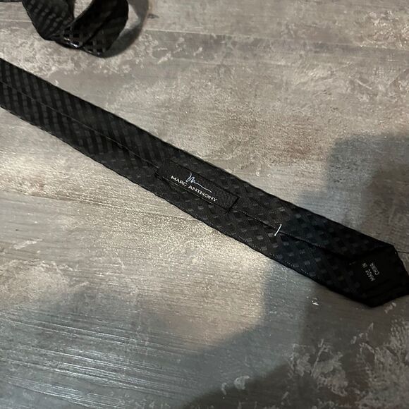 Marc Anthony Tie EUC  - Picture 3 of 3